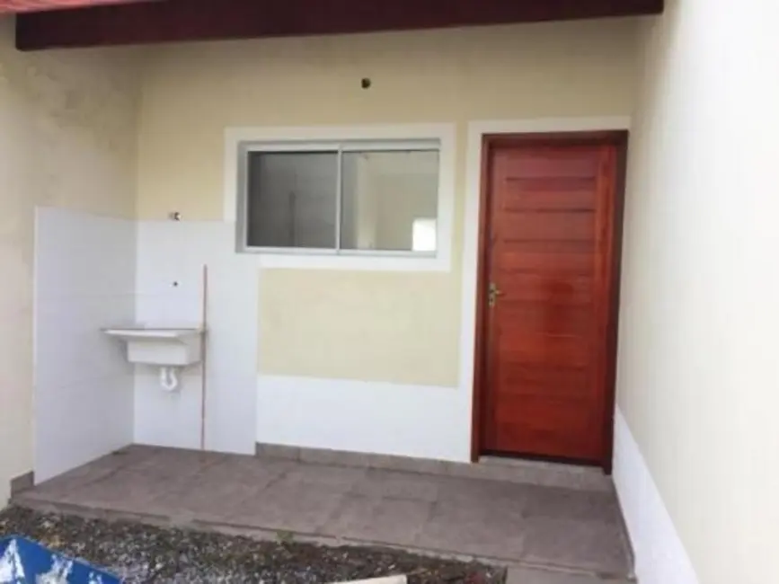 Foto 2 de Casa com 2 quartos à venda, 180m2 em Itanhaem - SP