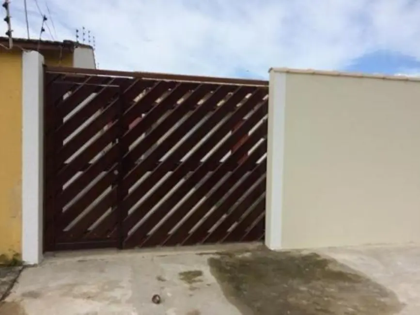 Foto 5 de Casa com 2 quartos à venda, 180m2 em Itanhaem - SP