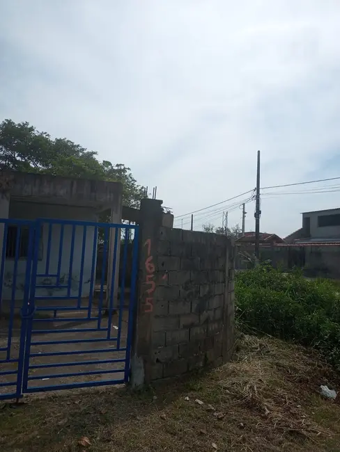 Casa com 1 quarto à venda, 60m2 em Itanhaem - SP - imagem 4 Foto 4 de Casa com 1 quarto à venda, 60m2 em Itanhaem - SP