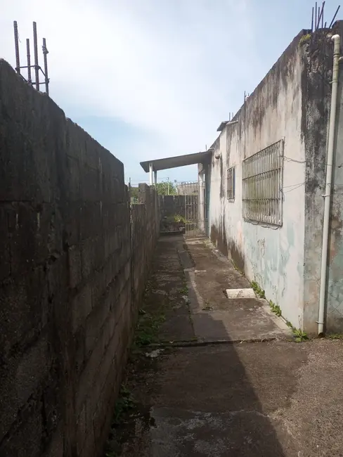 Casa com 1 quarto à venda, 60m2 em Itanhaem - SP - imagem 6 Foto 6 de Casa com 1 quarto à venda, 60m2 em Itanhaem - SP