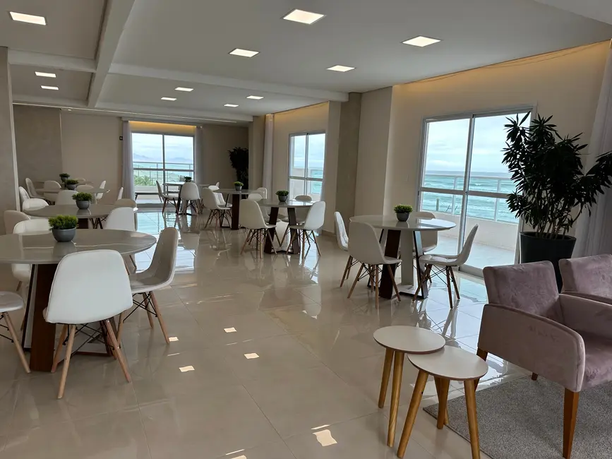 Foto 6 de Apartamento com 2 quartos à venda, 78m2 em Mongagua - SP