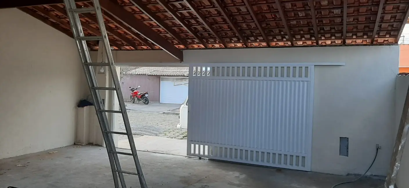 Casa com 2 quartos à venda, 110m2 em Itanhaem - SP - imagem 4 Foto 4 de Casa com 2 quartos à venda, 110m2 em Itanhaem - SP