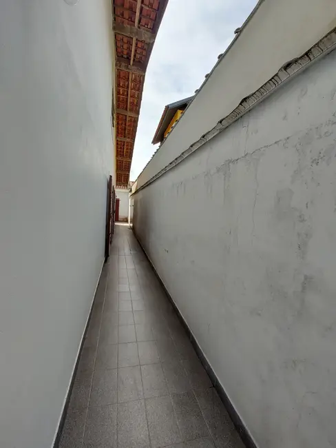 Foto 6 de Casa com 4 quartos à venda, 102m2 em Itanhaem - SP