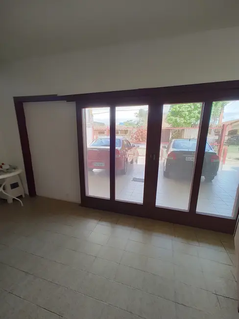 Foto 4 de Casa com 4 quartos à venda, 102m2 em Itanhaem - SP