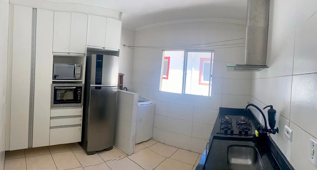 Casa com 2 quartos à venda, 47m2 em Samambaia, Praia Grande - SP - imagem 2 Foto 2 de Casa com 2 quartos à venda, 47m2 em Samambaia, Praia Grande - SP