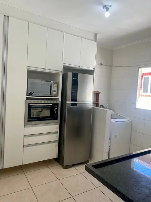 Casa com 2 quartos à venda, 47m2 em Samambaia, Praia Grande - SP - imagem 4 Foto 4 de Casa com 2 quartos à venda, 47m2 em Samambaia, Praia Grande - SP