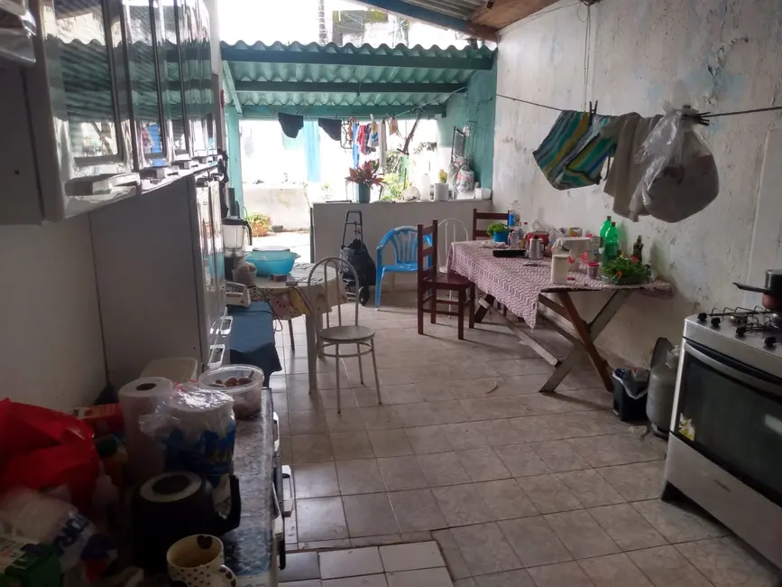 Foto 5 de Casa com 2 quartos à venda, 110m2 em Itanhaem - SP