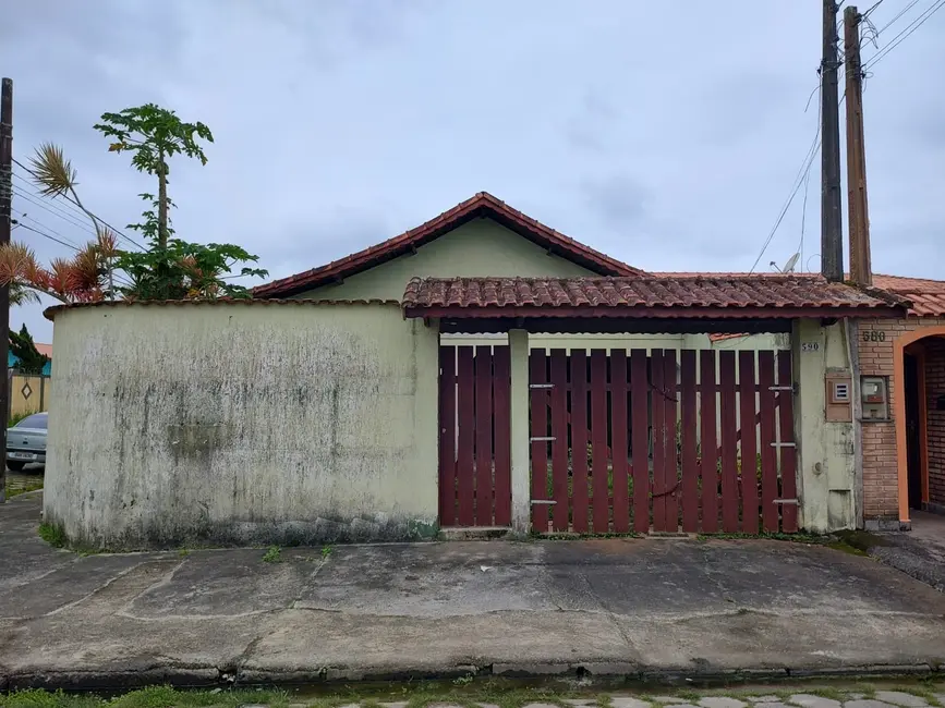 Foto 2 de Casa com 5 quartos à venda, 184m2 em Itanhaem - SP