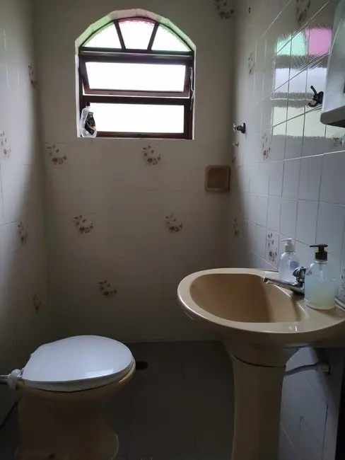 Foto 8 de Casa com 5 quartos à venda, 184m2 em Itanhaem - SP