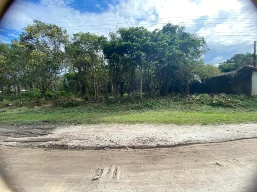 Foto 1 de Terreno / Lote à venda, 241m2 em Itanhaem - SP