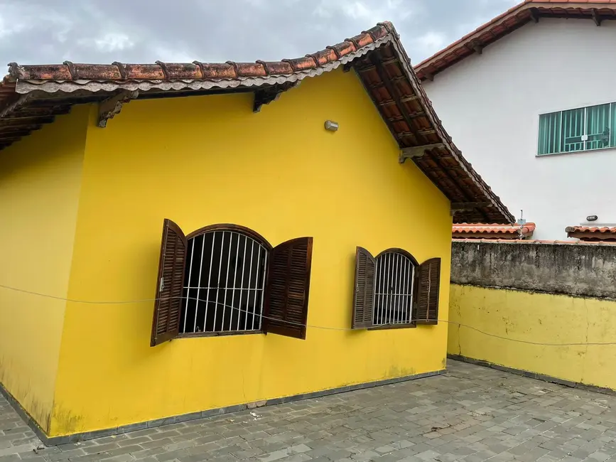 Foto 3 de Casa com 2 quartos à venda, 125m2 em Itanhaem - SP
