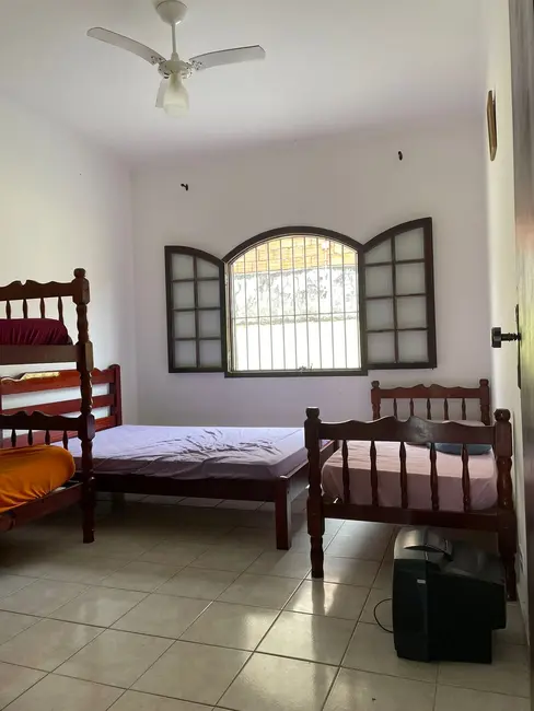 Foto 7 de Casa com 2 quartos à venda, 125m2 em Itanhaem - SP
