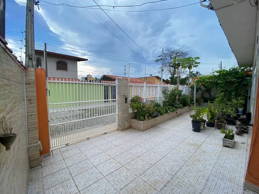 Foto 2 de Casa com 3 quartos à venda, 100m2 em Mongagua - SP