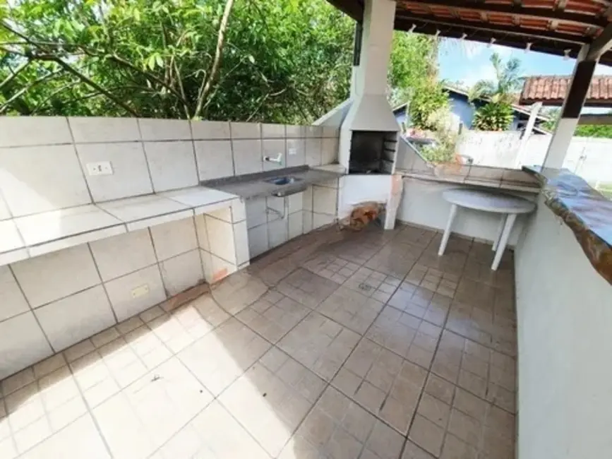 Casa com 3 quartos à venda, 150m2 em Cananeia - SP - imagem 2 Foto 2 de Casa com 3 quartos à venda, 150m2 em Cananeia - SP