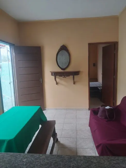 Foto 2 de Casa com 1 quarto à venda, 56m2 em Itanhaem - SP