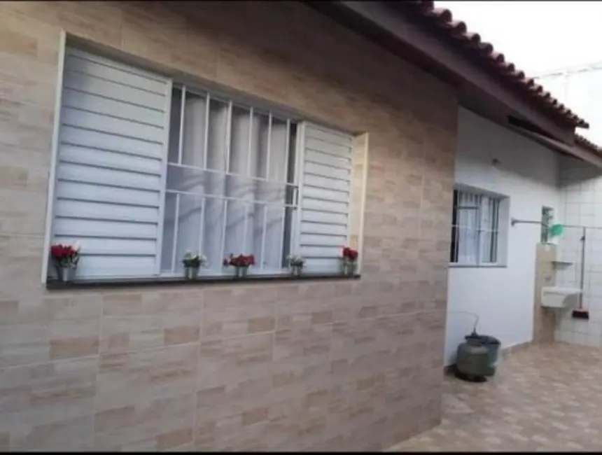 Foto 2 de Casa com 3 quartos à venda, 149m2 em Peruibe - SP