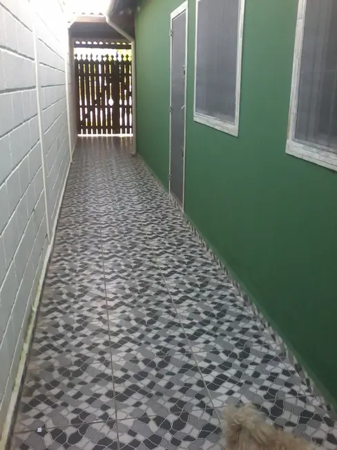 Foto 5 de Casa com 2 quartos à venda, 65m2 em Itanhaem - SP