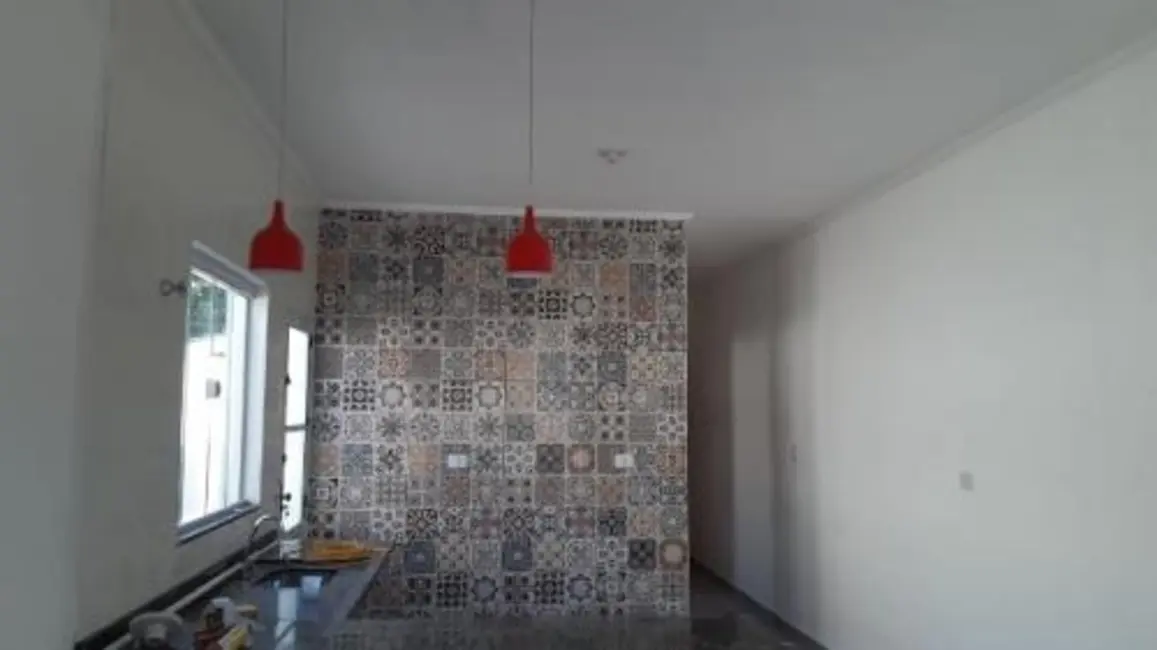 Foto 8 de Casa com 2 quartos à venda, 65m2 em Itanhaem - SP