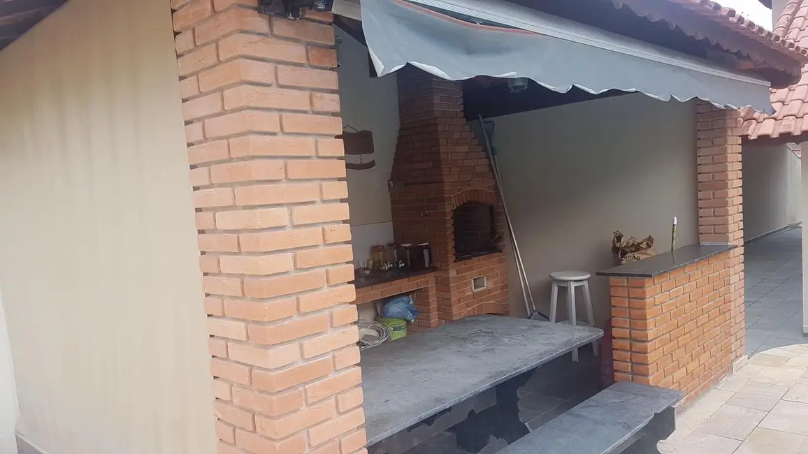 Foto 2 de Casa com 3 quartos à venda, 125m2 em Peruibe - SP