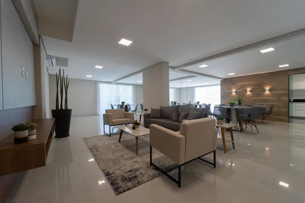 Foto 3 de Apartamento com 2 quartos à venda, 80m2 em Centro, Mongagua - SP