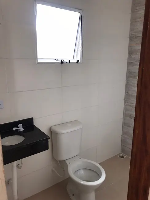 Foto 3 de Casa de Condomínio com 2 quartos à venda, 60m2 em Itanhaem - SP