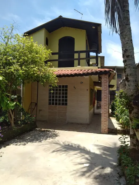 Foto 1 de Casa com 5 quartos à venda, 75m2 em Itanhaem - SP