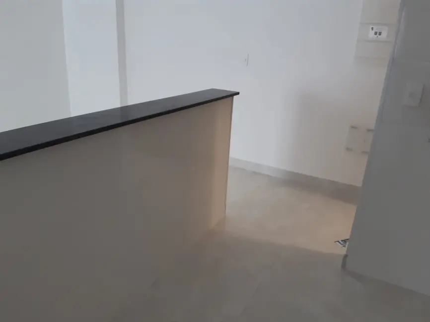 Apartamento com 2 quartos à venda, 79m2 em Centro, Mongagua - SP - imagem 6 Foto 6 de Apartamento com 2 quartos à venda, 79m2 em Centro, Mongagua - SP