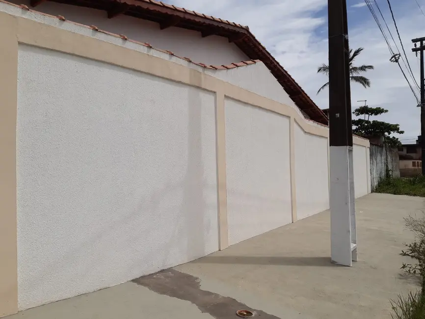 Foto 1 de Casa com 2 quartos à venda, 72m2 em Mongagua - SP