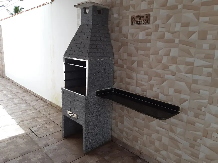 Foto 7 de Casa com 2 quartos à venda, 72m2 em Mongagua - SP