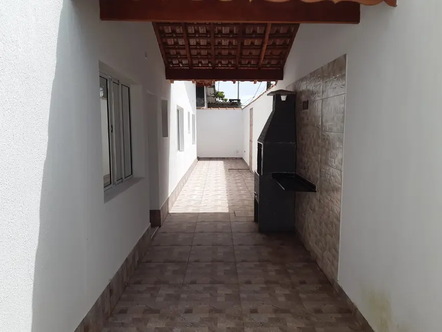 Foto 5 de Casa com 2 quartos à venda, 72m2 em Mongagua - SP