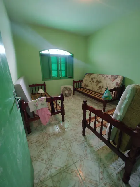 Foto 8 de Casa com 4 quartos à venda, 180m2 em Itanhaem - SP