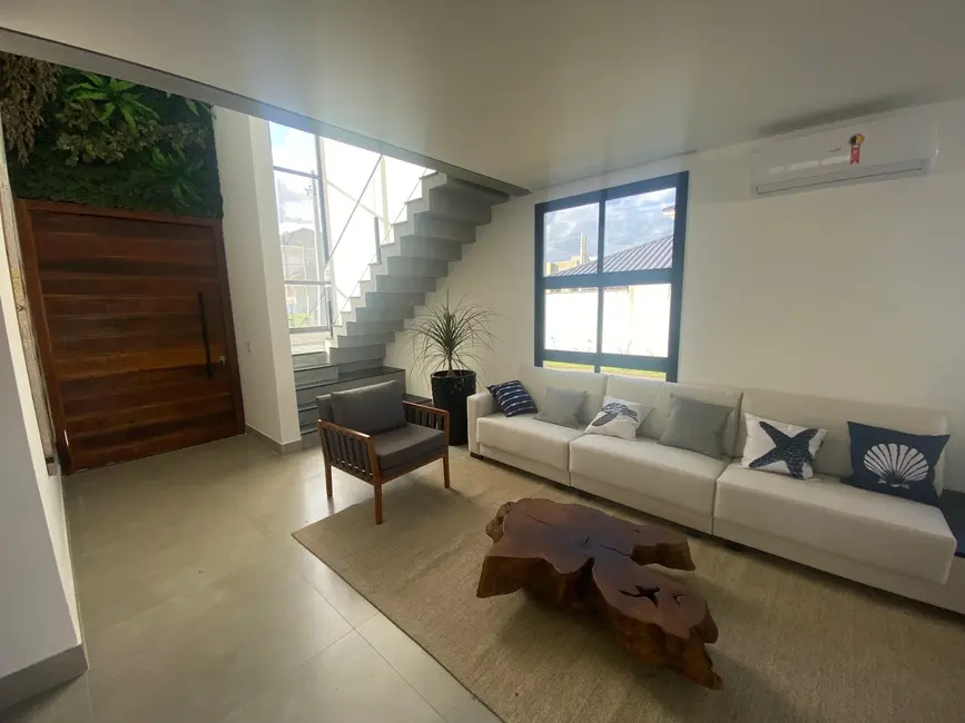 Casa com 3 quartos à venda, 200m2 em Peruibe - SP - imagem 8 Foto 8 de Casa com 3 quartos à venda, 200m2 em Peruibe - SP