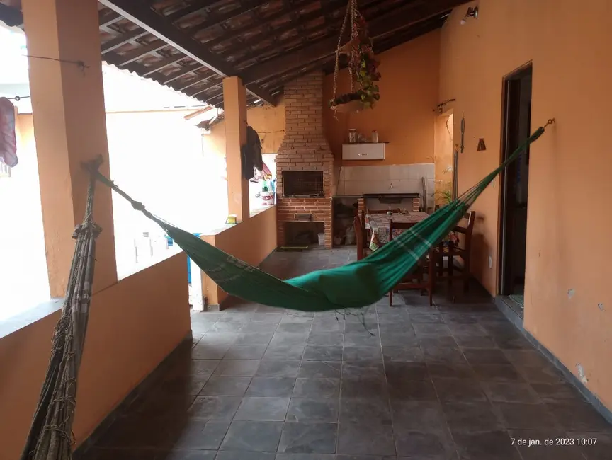 Casa com 2 quartos à venda, 110m2 em Peruibe - SP - imagem 4 Foto 4 de Casa com 2 quartos à venda, 110m2 em Peruibe - SP