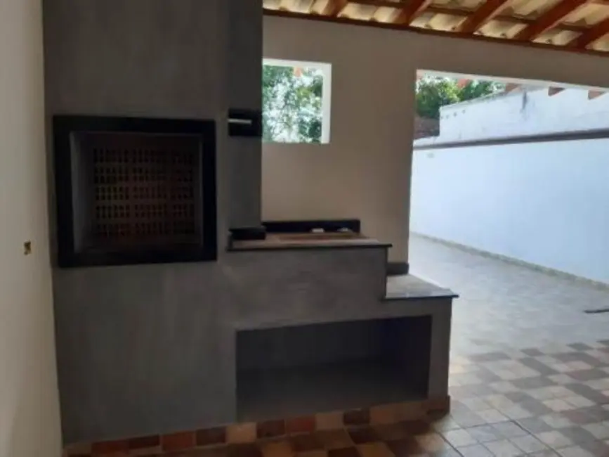 Foto 8 de Casa com 3 quartos à venda, 107m2 em Itanhaem - SP