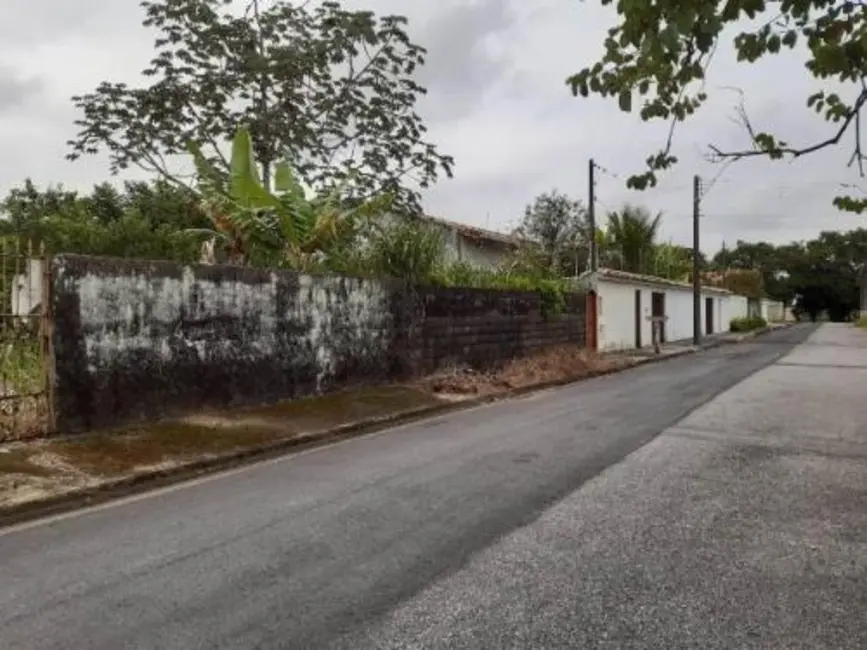 Foto 2 de Terreno / Lote à venda, 297m2 em Peruibe - SP