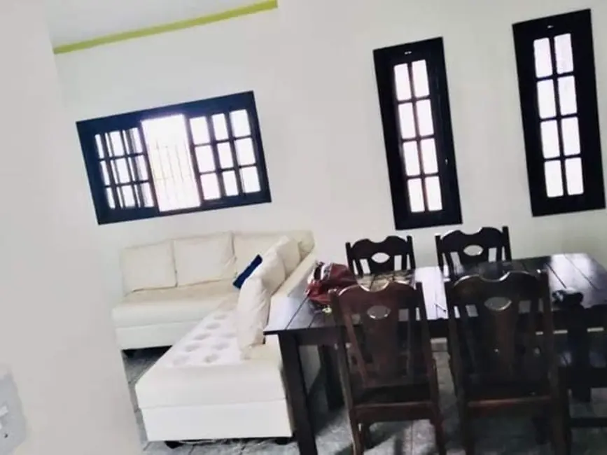 Casa com 3 quartos à venda, 100m2 em Peruibe - SP - imagem 4 Foto 4 de Casa com 3 quartos à venda, 100m2 em Peruibe - SP