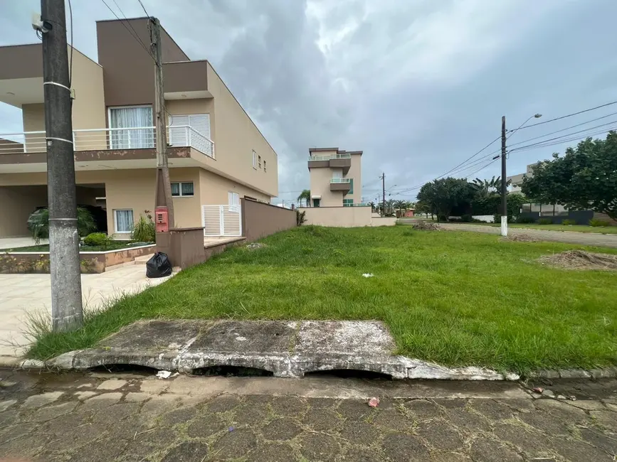 Foto 1 de Terreno / Lote à venda, 296m2 em Peruibe - SP