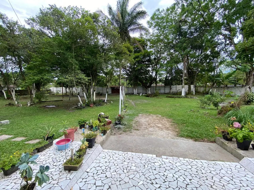 Chácara com 3 quartos à venda, 250m2 em Itanhaem - SP - imagem 9 Foto 9 de Chácara com 3 quartos à venda, 250m2 em Itanhaem - SP