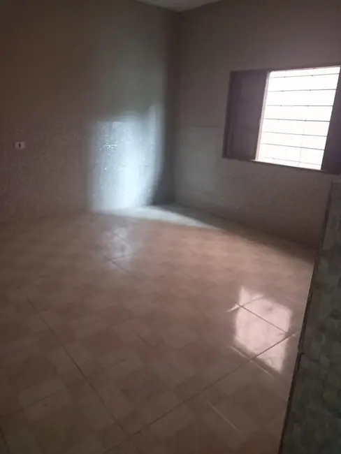 Foto 4 de Casa com 1 quarto à venda, 44m2 em Itanhaem - SP