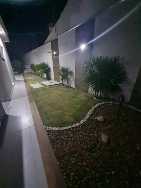 Foto 4 de Casa com 3 quartos à venda, 200m2 em Peruibe - SP