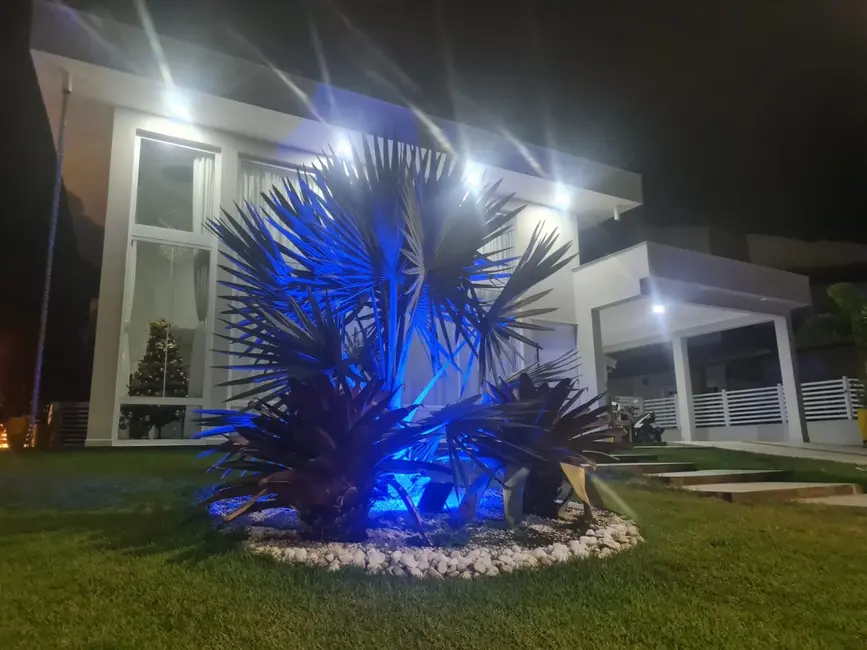 Foto 5 de Casa com 3 quartos à venda, 200m2 em Peruibe - SP