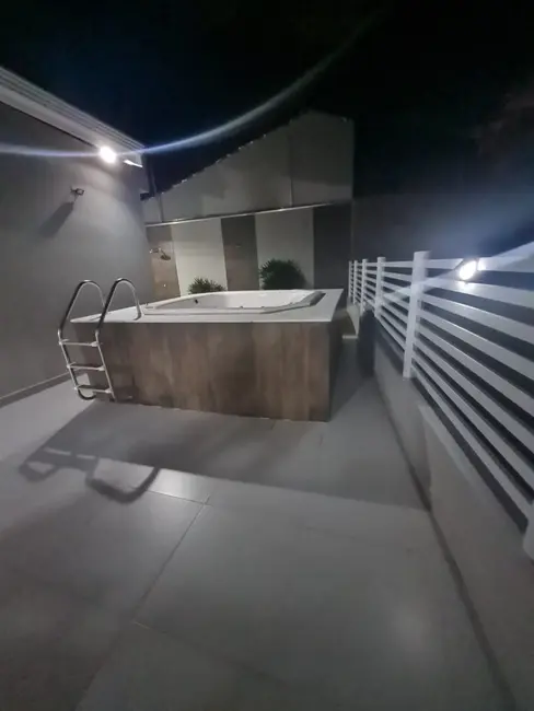 Foto 9 de Casa com 3 quartos à venda, 200m2 em Peruibe - SP