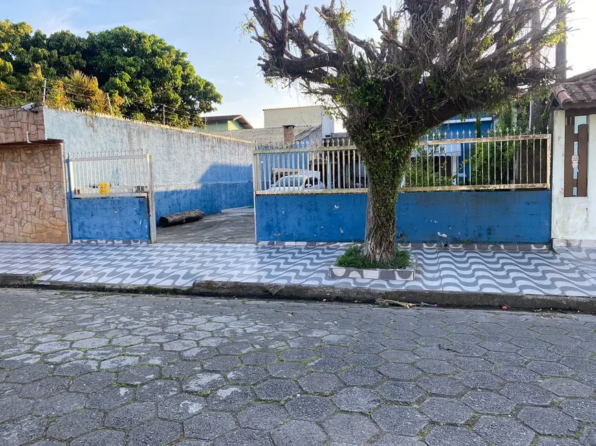 Foto 2 de Casa com 2 quartos à venda em Mongagua - SP