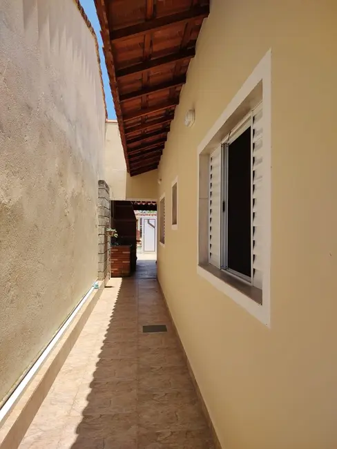 Foto 9 de Casa com 3 quartos à venda, 103m2 em Itanhaem - SP