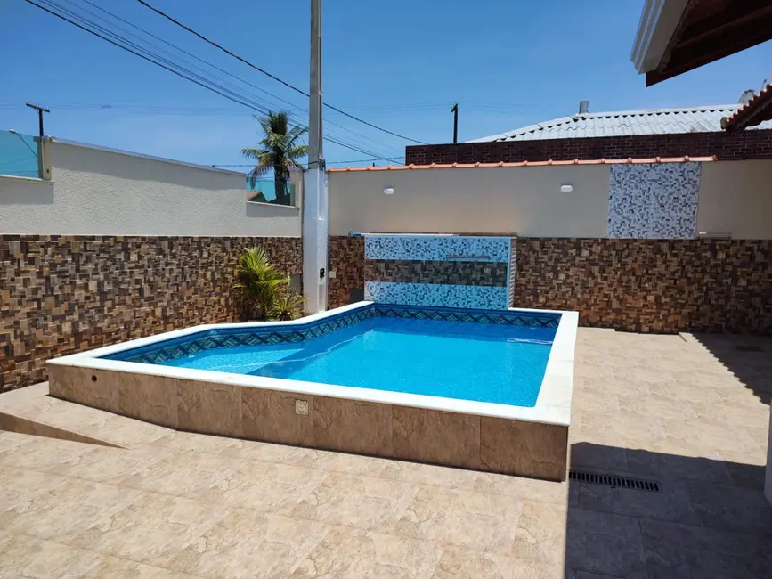 Foto 1 de Casa com 3 quartos à venda, 103m2 em Itanhaem - SP