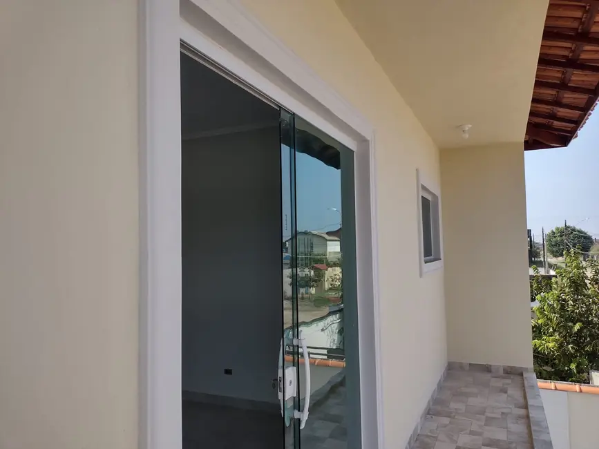 Foto 4 de Casa com 2 quartos à venda, 65m2 em Itanhaem - SP