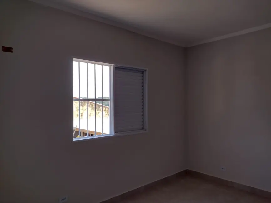 Foto 9 de Casa com 2 quartos à venda, 65m2 em Itanhaem - SP