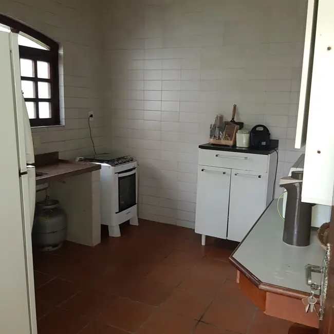 Foto 2 de Casa com 4 quartos à venda, 230m2 em Itanhaem - SP