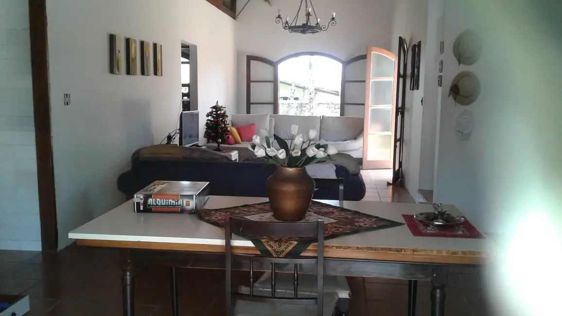 Foto 4 de Casa com 4 quartos à venda, 230m2 em Itanhaem - SP