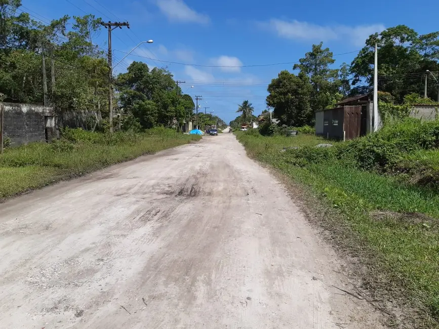 Foto 4 de Casa com 4 quartos à venda, 192m2 em Itanhaem - SP